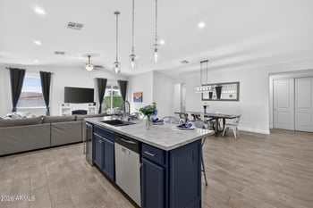 8942 15th Ln, Phoenix, AZ 85021
