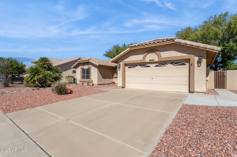 8942 Sequoia Dr, Peoria, AZ 85382