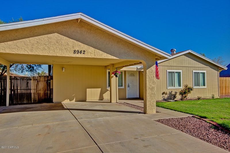 8942 W Clarendon Ave, Phoenix, AZ 85037