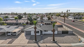 8944 17th Ln, Phoenix, AZ 85021