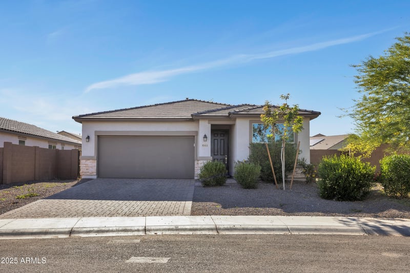8944 180th Dr, Waddell, AZ 85355