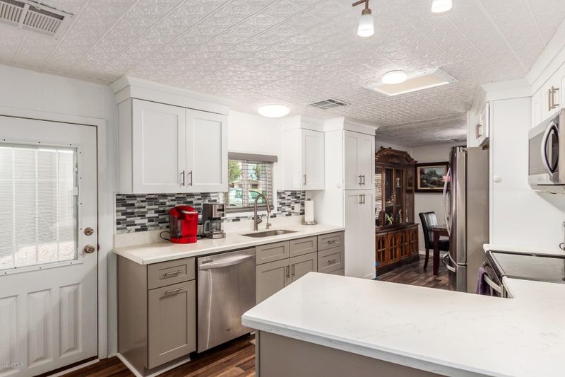 8944 E Utah Ave, Sun Lakes, AZ 85248