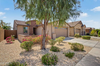 8947 W Solano Dr, Glendale, AZ 85305