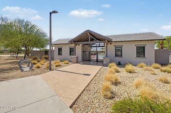 8947 W Solano Dr, Glendale, AZ 85305