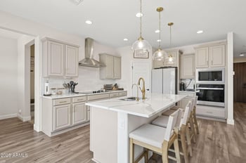 8949 San Juan Ave, Glendale, AZ 85305