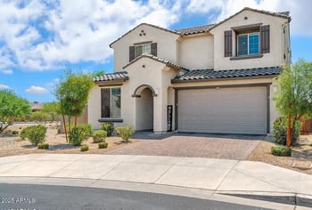 8949 San Juan Ave, Glendale, AZ 85305