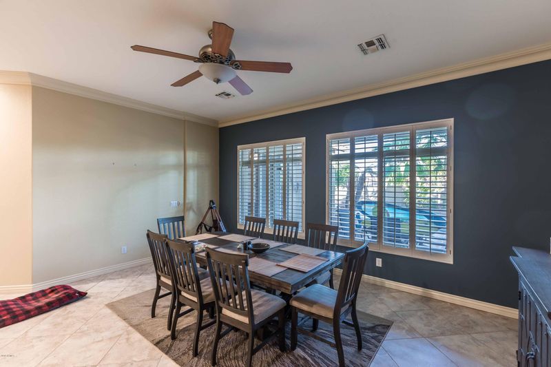 895 W Heather Ave, Gilbert, AZ 85233