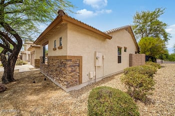 8950 Grovers Ave, Peoria, AZ 85382