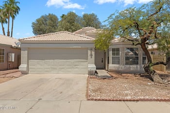 8950 Holly St, Phoenix, AZ 85037