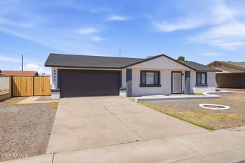 8952 Royal Palm Rd, Peoria, AZ 85345