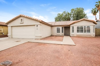 8953 Monte Vista Rd, Phoenix, AZ 85037