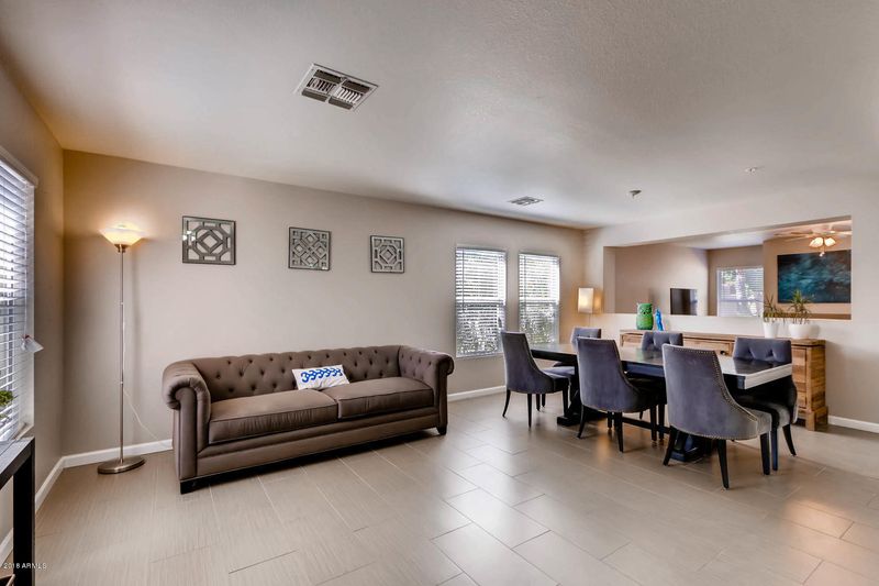 8954 E Yucca St, Scottsdale, AZ 85260