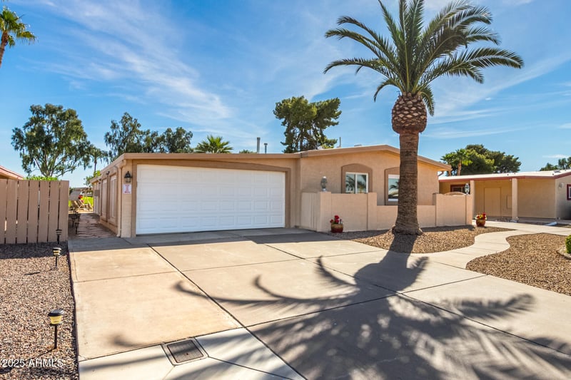 8955 Fairway Blvd, Sun Lakes, AZ 85248