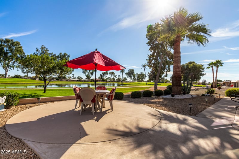 8955 Fairway Blvd, Sun Lakes, AZ 85248