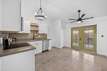 8955 Loma Ln, Peoria, AZ 85345