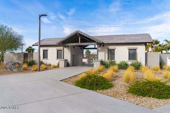 8958 Orange Dr, Glendale, AZ 85305