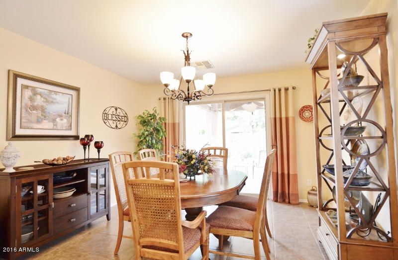 896 E Kelsi Ave, San Tan Valley, AZ 85140