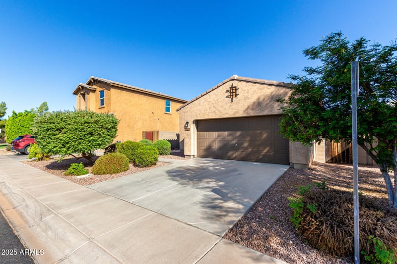 896 Jacob St, Chandler, AZ 85225