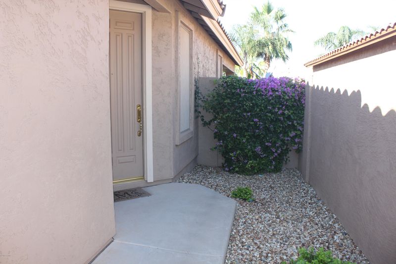 896 S Nielson St, Gilbert, AZ 85296