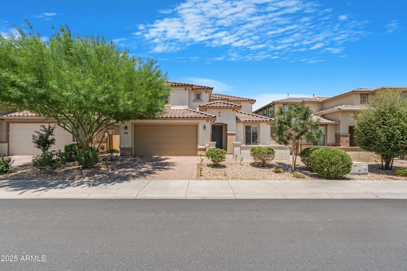 8962 Marshall Ave, Glendale, AZ 85305