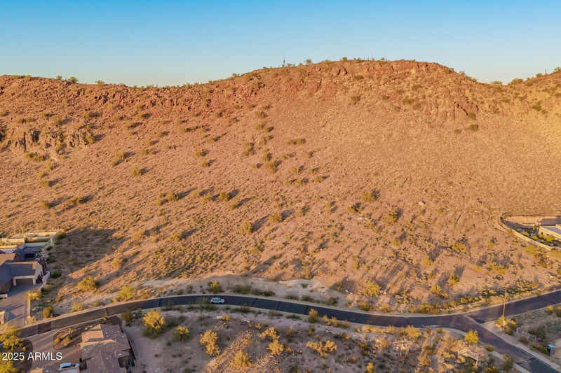 8962 Roberta Ln, Peoria, AZ 85383