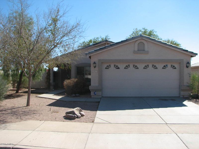 8963 E Butternut Ave, Mesa, AZ 85208