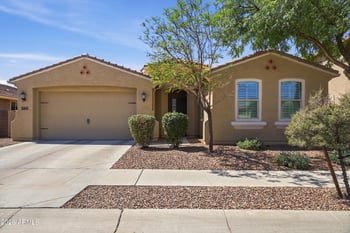 8963 Seldon Ln, Peoria, AZ 85345