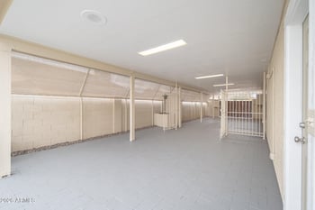 8965 Citrus Way, Glendale, AZ 85305