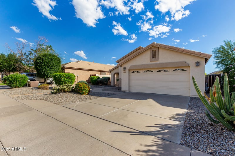 8965 Hillview St, Mesa, AZ 85207