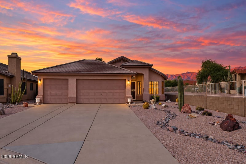 8966 E Red Mountain Ln, Gold Canyon, AZ 85118