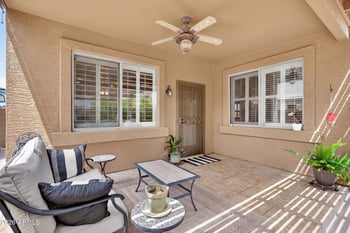 897 Holstein Trl, San Tan Valley, AZ 85143