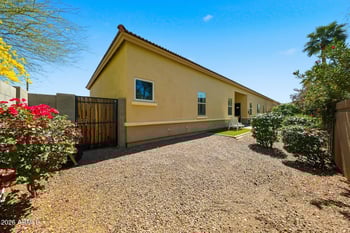 8974 8th Ln, Phoenix, AZ 85021