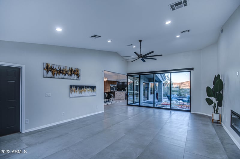 8975 S San Pablo Dr, Goodyear, AZ 85338