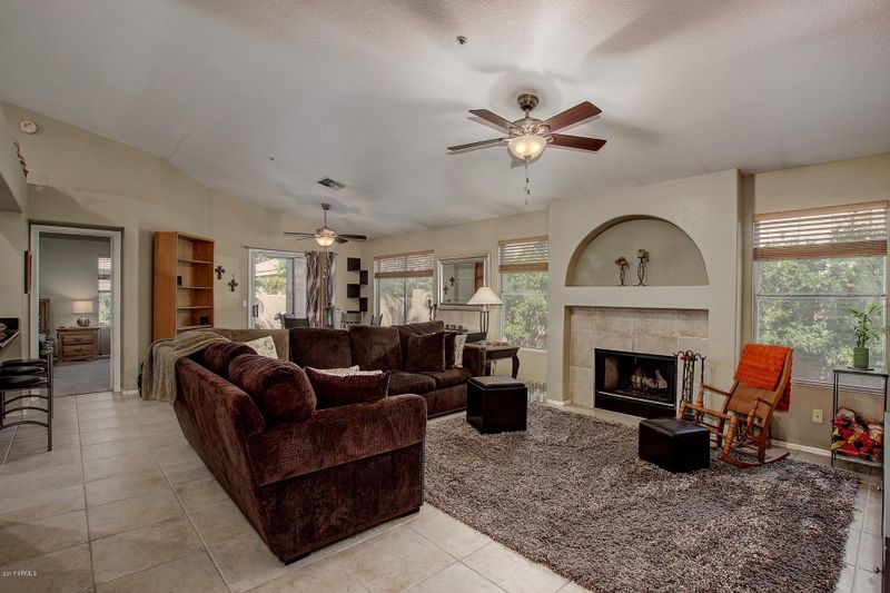 8976 E Gail Rd, Scottsdale, AZ 85260
