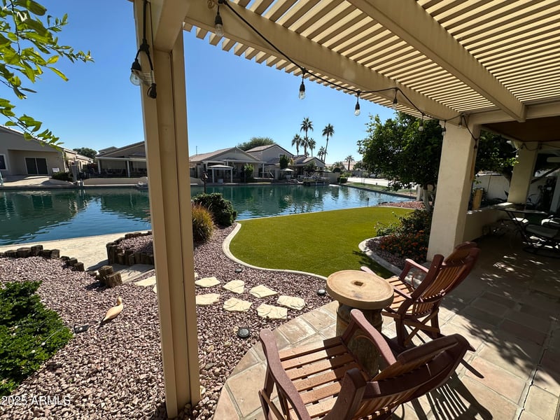 8977 Lisbon Ln, Peoria, AZ 85381