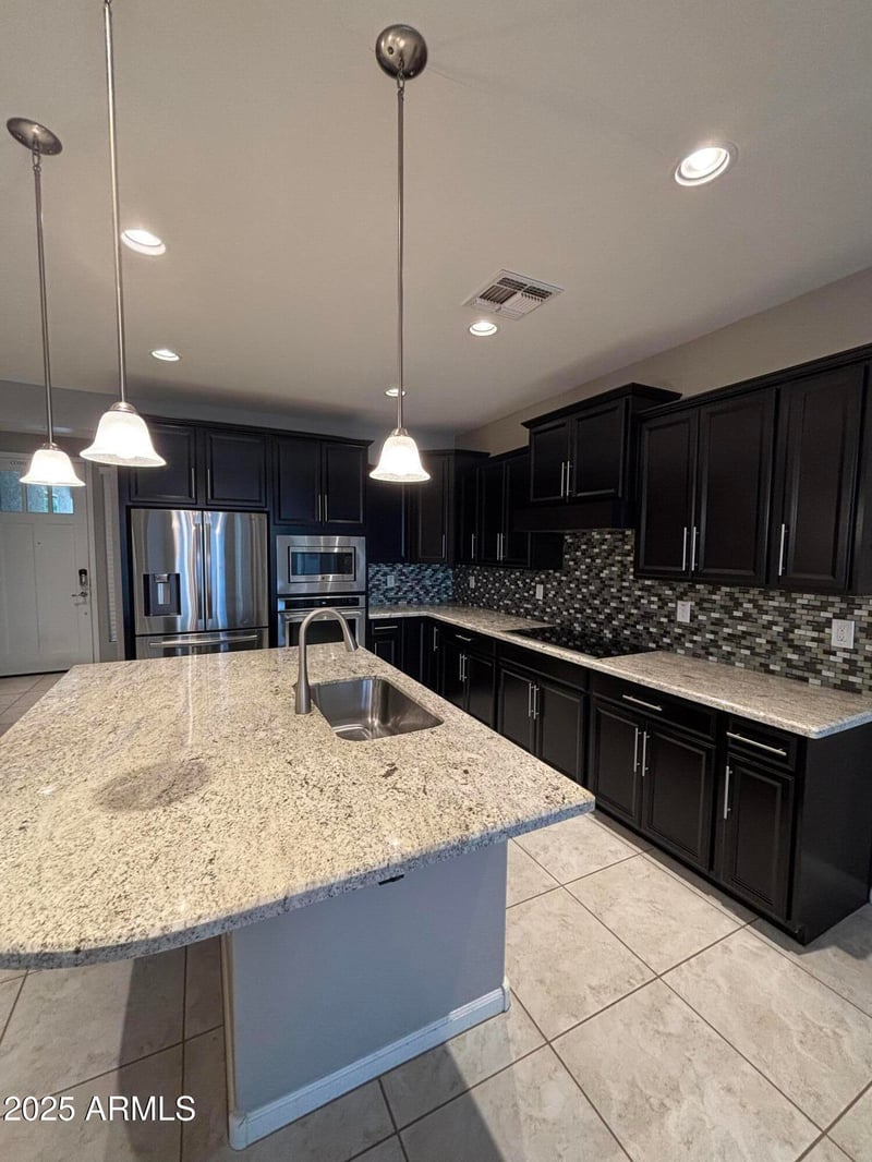 8978 Orchid Ln, Peoria, AZ 85345