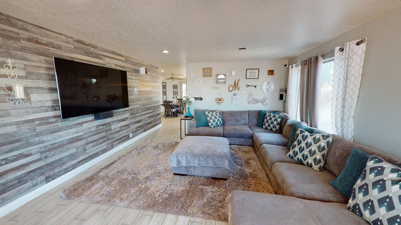 8979 W Ocotillo Rd, Glendale, AZ 85305