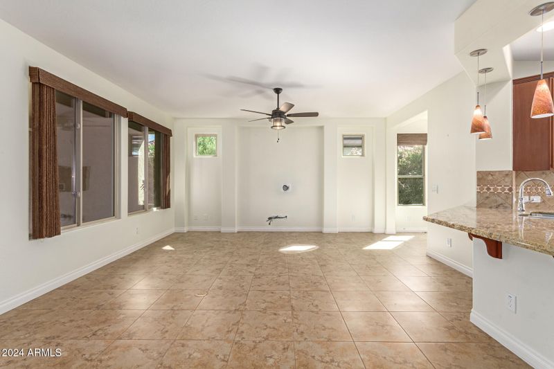 898 E Laddoos Ave, San Tan Valley, AZ 85140