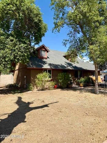 898 E Oakland St, Chandler, AZ 85225