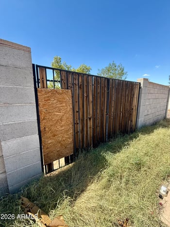 898 E Oakland St, Chandler, AZ 85225