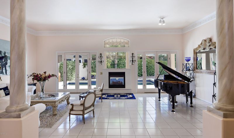 8980 E Captain Dreyfus Ave, Scottsdale, AZ 85260