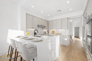 8989 Gainey Center Dr #101, Scottsdale, AZ 85258