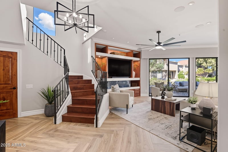 8989 Gainey Center Dr #114, Scottsdale, AZ 85258