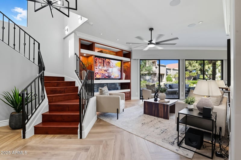 8989 Gainey Center Dr #114, Scottsdale, AZ 85258