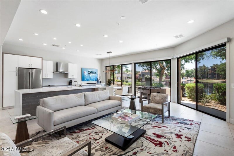 8989 Gainey Center Dr #129, Scottsdale, AZ 85258