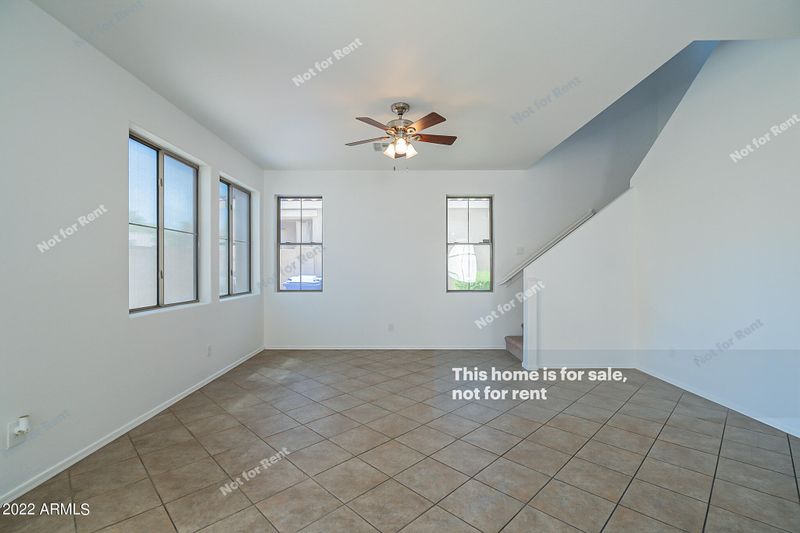 899 E Devon Rd, Gilbert, AZ 85296