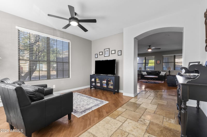 8996 W Potter Dr, Peoria, AZ 85382