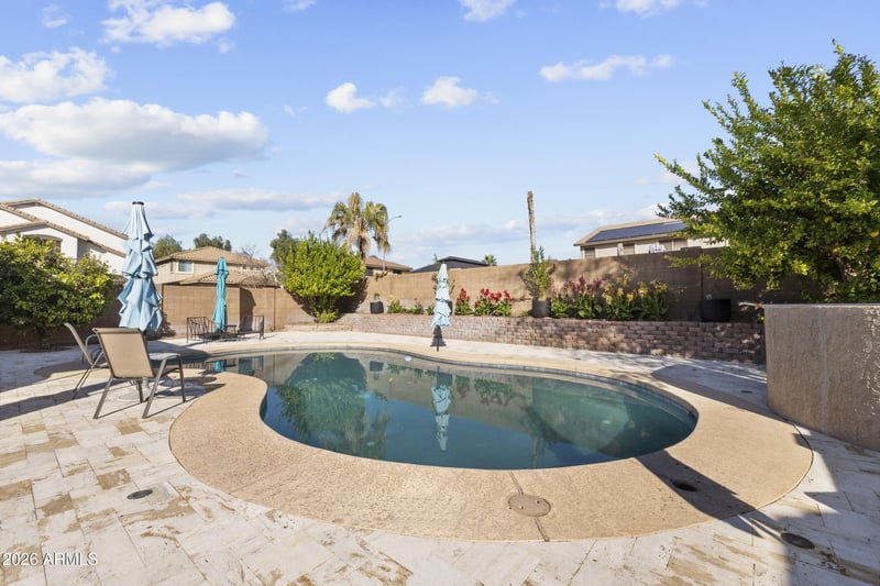 8996 W Potter Dr, Peoria, AZ 85382