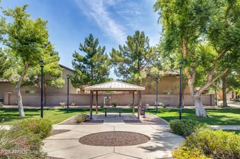 9 87th Ln, Tolleson, AZ 85353