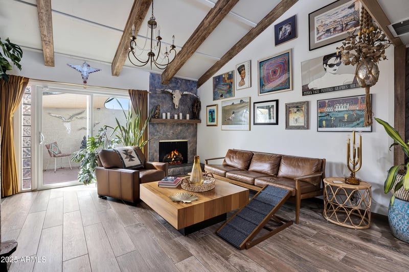 9 Manzanita Dr, Phoenix, AZ 85020